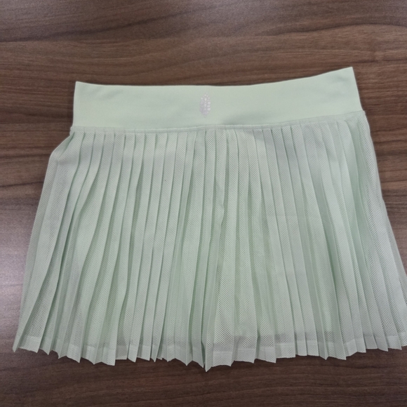 Free People Movement Rally Pleated Mini Skirt Skort Pistachio Size M - Picture 3 of 8